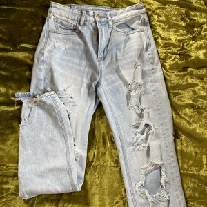american eagle mom jeans
